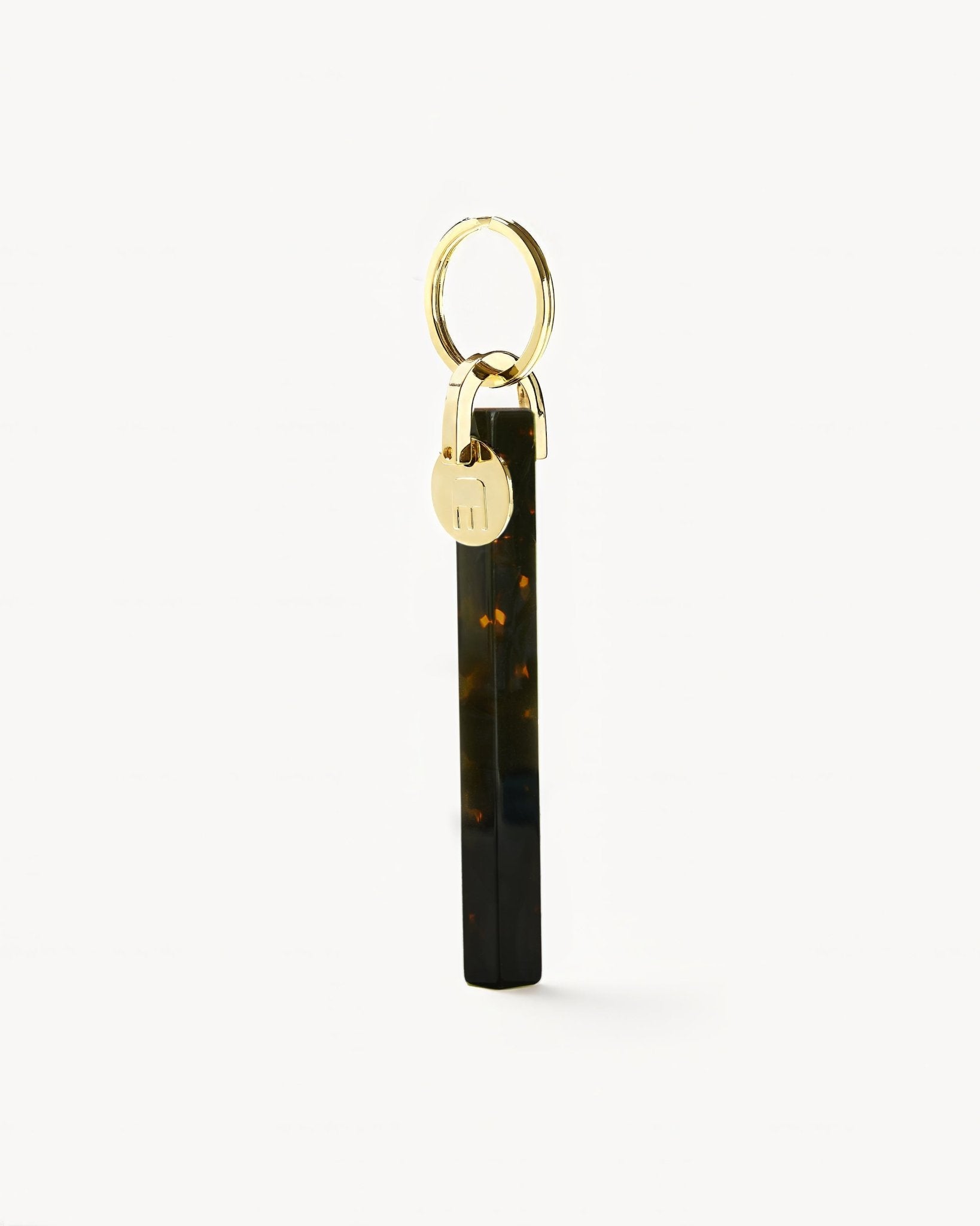 Bar Keychain in Dark Tortoise – Gold