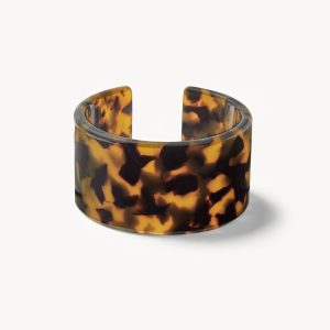 Jumbo Cuff in Classic Tortoise