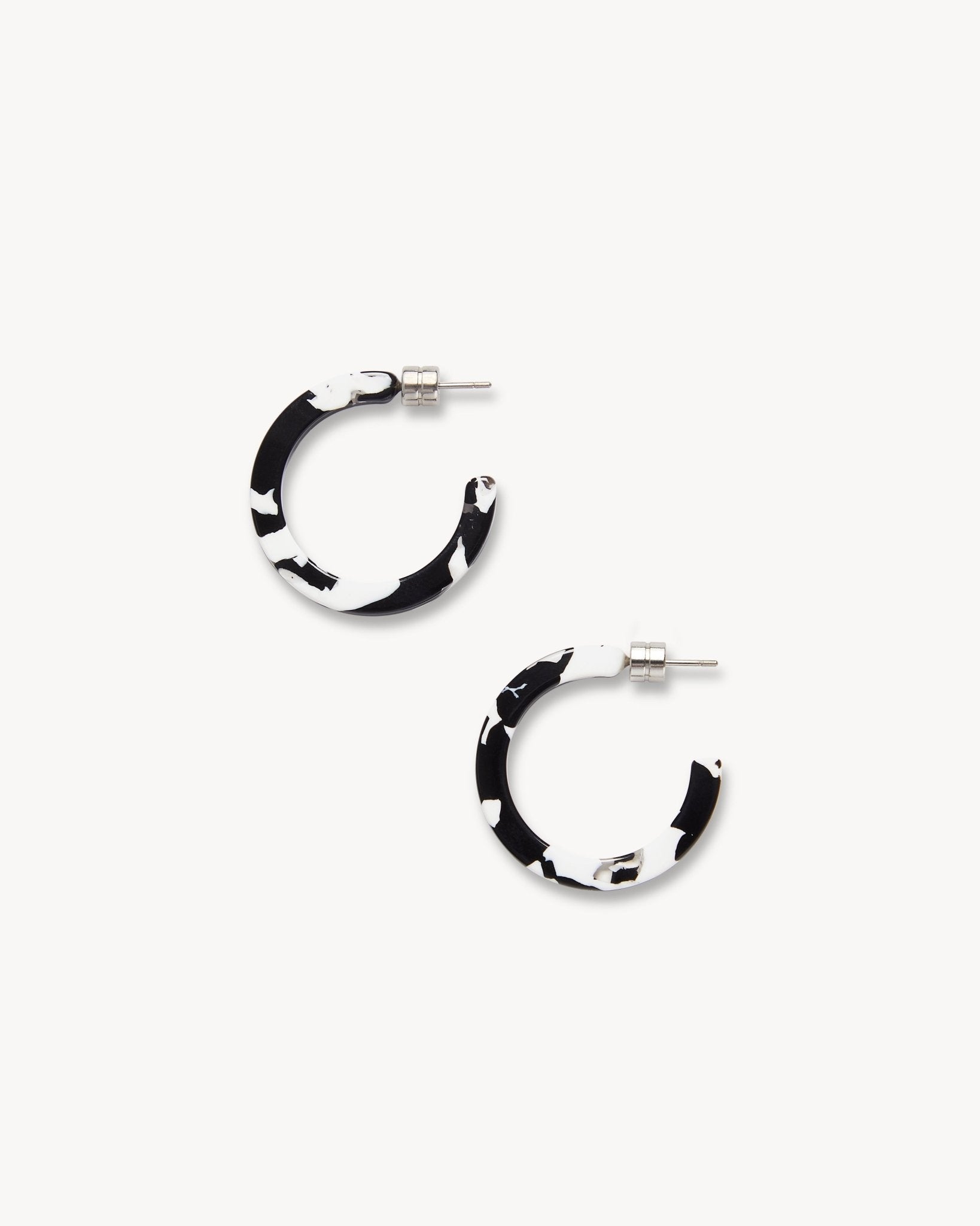 Mini Hoops in Noir