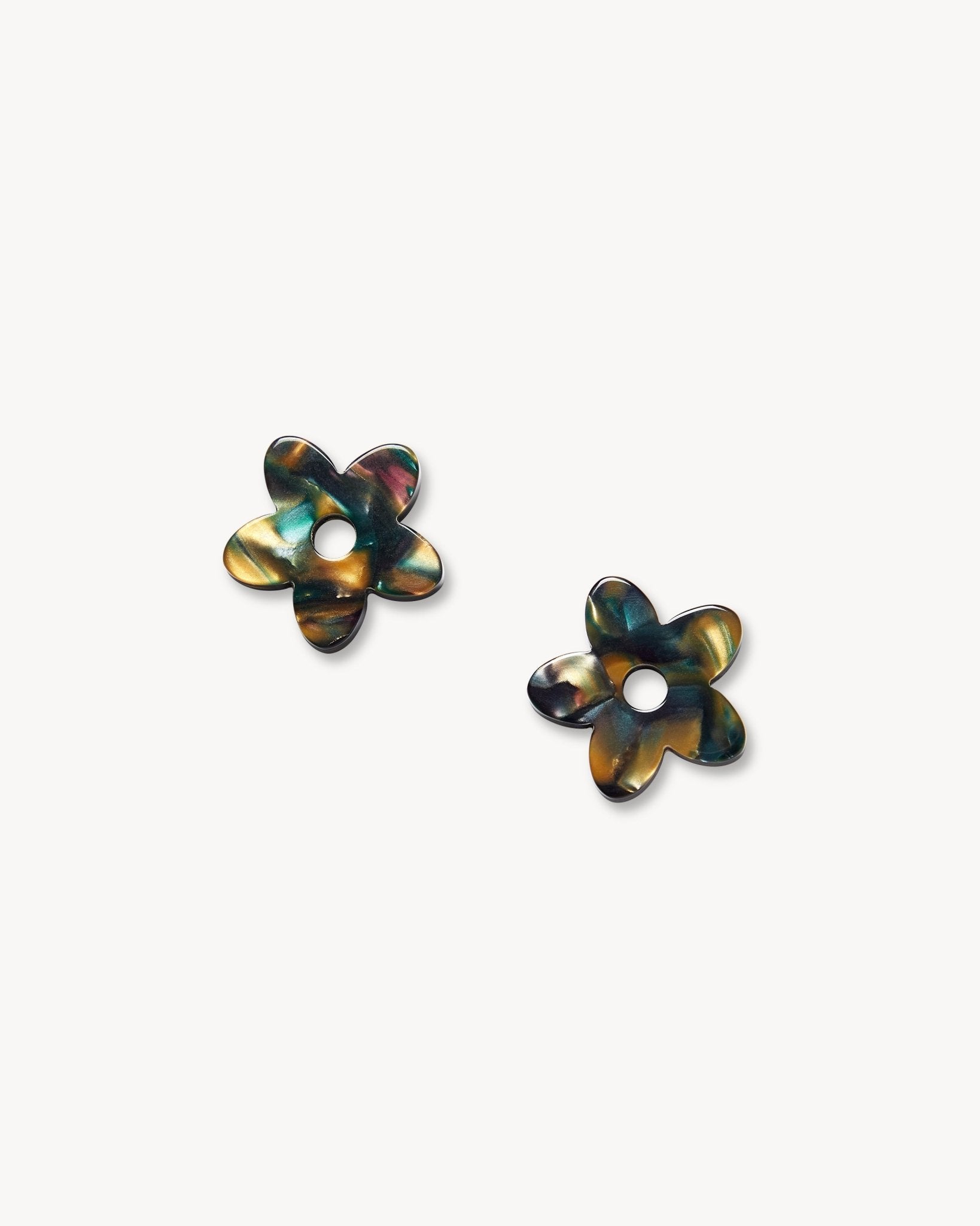Petite Flower Charms in Green Tortoise